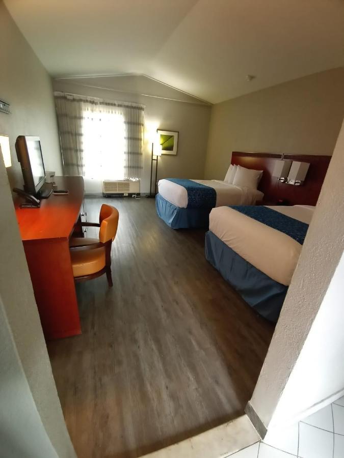 Travelodge By Wyndham Petersburg Zewnętrze zdjęcie